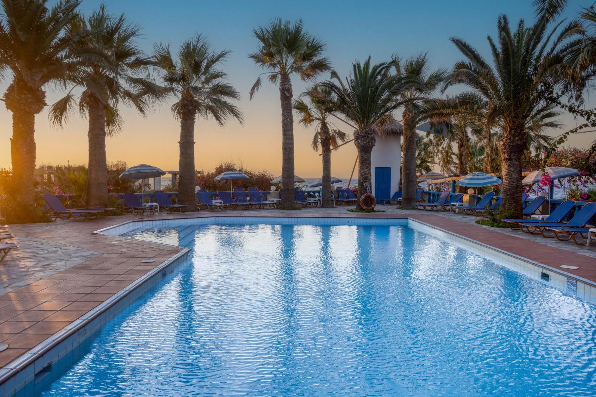 Palm Bay By Estia Sissi Exterior foto